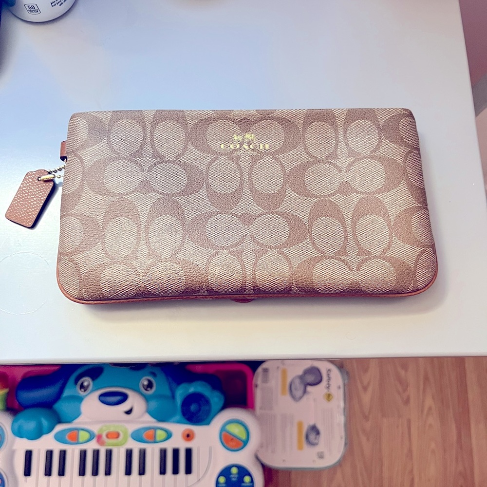Coach wristlet